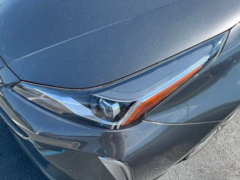 Used 2021 Toyota Prius XLE AWD/4WD image 13