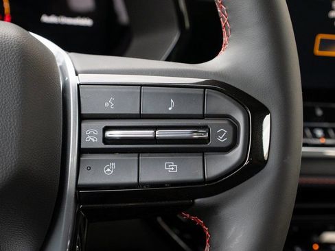 New 2025 Chevrolet Colorado Z71 w/ Technology Package image 34