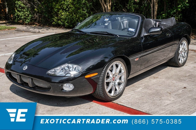 Used 2002 Jaguar XK8 Convertible RWD image 1