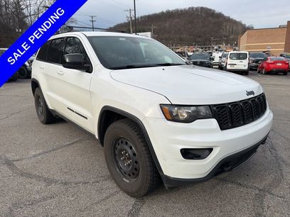 Used 2018 Jeep Grand Cherokee Laredo