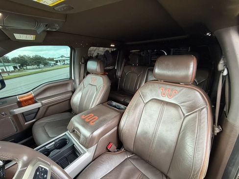 Used 2017 Ford F350 King Ranch w/ King Ranch Ultimate Package AWD/4WD image 27