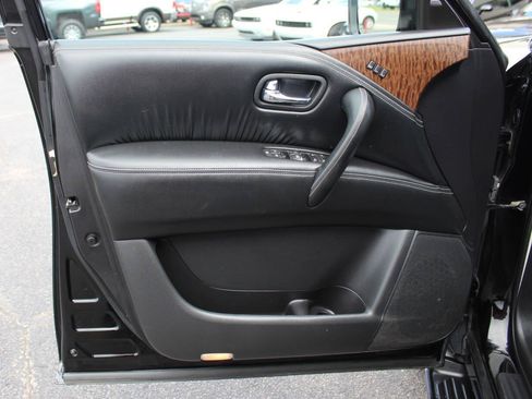 Used 2019 Nissan Armada SL w/ Premium Package RWD image 21