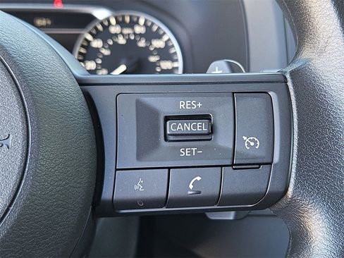 Certified 2024 Nissan Pathfinder S image 24