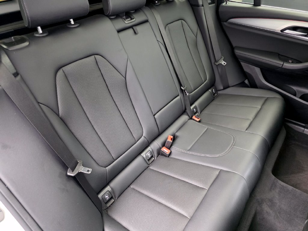 Certified 2024 BMW X3 sDrive30i w/ Convenience Package RWD image 25