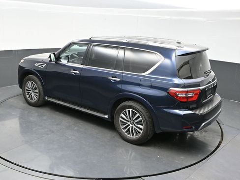 Used 2024 Nissan Armada SL w/ Captain's Chairs Package image 44