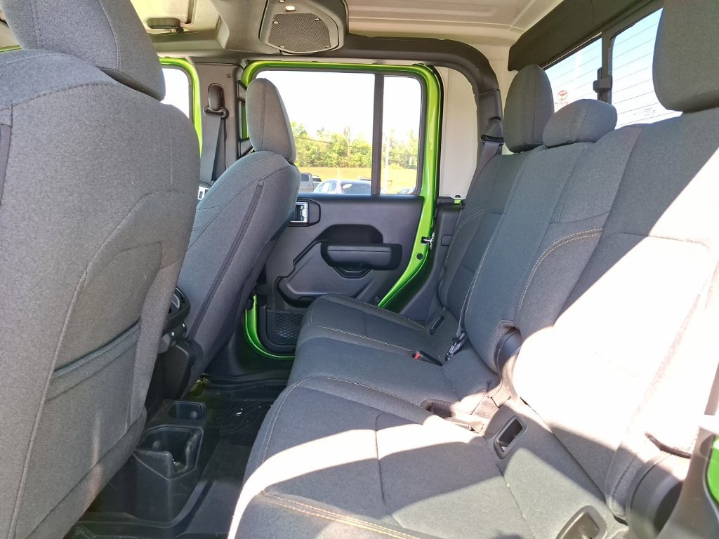 Used 2025 Jeep Gladiator Sport AWD/4WD image 25