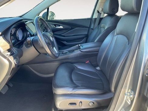 Used 2020 Buick Envision Essence image 9