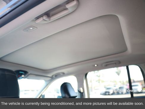 Used 2022 Jeep Grand Cherokee Limited 4xe image 34