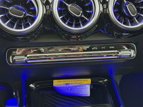 New 2026 Mercedes-Benz GLB 35 AMG GLB 35 AMG image 17