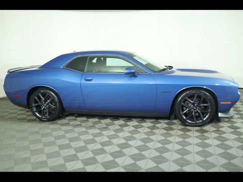 Used 2020 Dodge Challenger R/T w/ Blacktop Package image 2