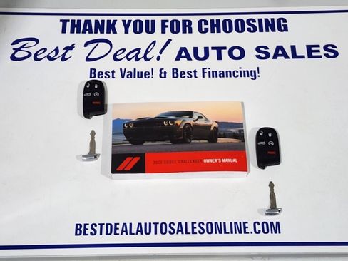 Used 2020 Dodge Challenger GT w/ Blacktop Package AWD/4WD image 34