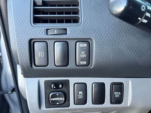 Used 2014 Toyota Tacoma 4x4 Double Cab w/ TRD Sport Package image 24