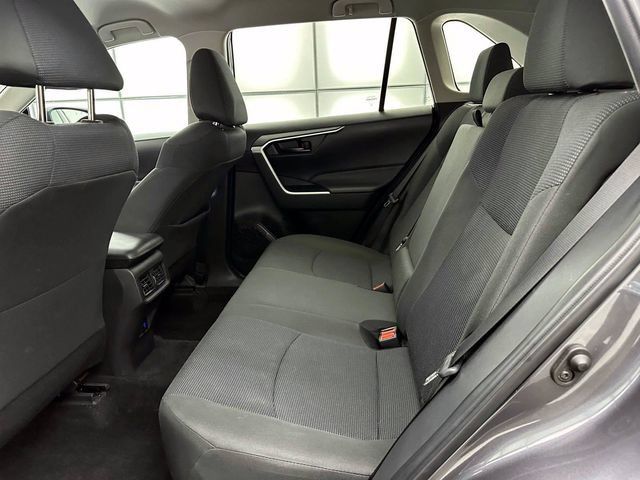 Used 2023 Toyota RAV4 LE AWD/4WD image 13