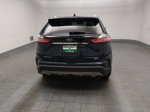 Used 2019 Ford Edge Titanium w/ Cold Weather Package AWD/4WD image 7