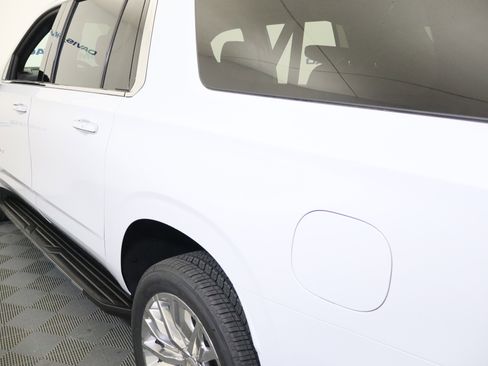 New 2026 Chevrolet Suburban Premier w/ Sun And Tow Package image 11