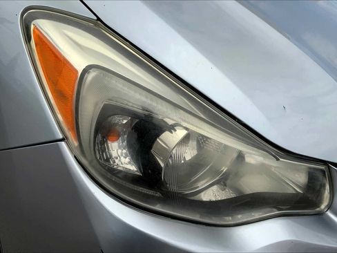 Used 2017 Subaru Crosstrek 2.0i Premium image 24
