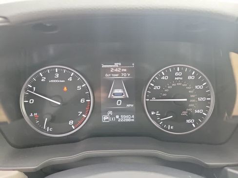 Certified 2025 Subaru Forester Premium AWD/4WD image 12