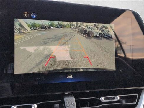 Used 2026 Chevrolet Equinox LT w/ Convenience Package II AWD/4WD image 14