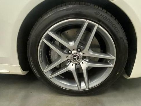 Used 2019 Mercedes-Benz S 560 4MATIC Sedan w/ AMG Line Exterior image 17