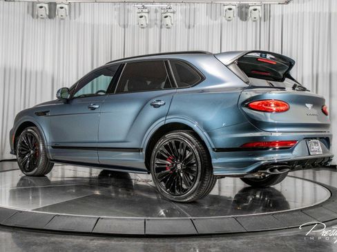 Used 2023 Bentley Bentayga Speed image 19