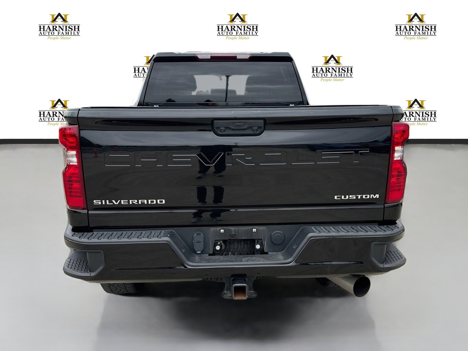 Used 2023 Chevrolet Silverado 2500 Custom w/ Custom Value Package AWD/4WD image 5