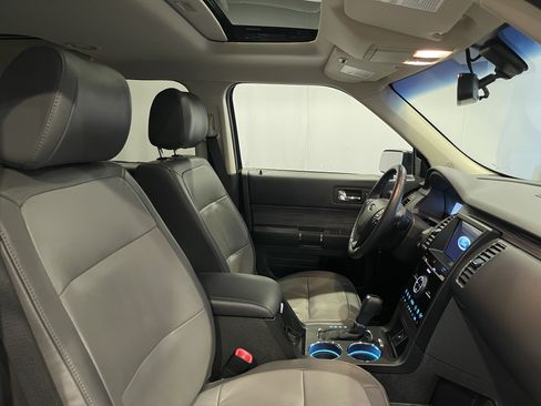 Used 2019 Ford Flex Limited w/ Equipment Group 303A AWD/4WD image 15