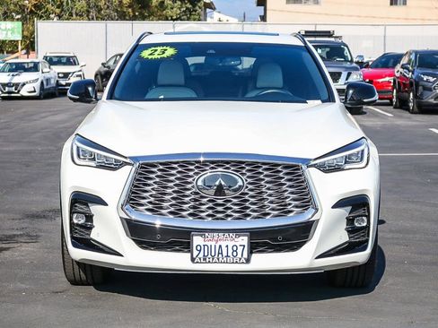 Used 2023 INFINITI QX55 Essential image 3
