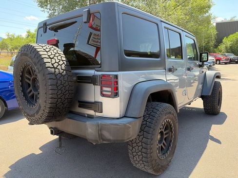Used 2017 Jeep Wrangler Unlimited Sport w/ Max Tow Package AWD/4WD image 7