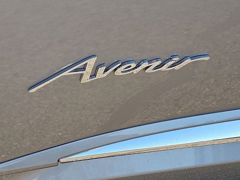 New 2026 Buick Envision Avenir image 8