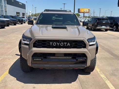 Used 2025 Toyota 4Runner TRD Pro AWD/4WD image 10