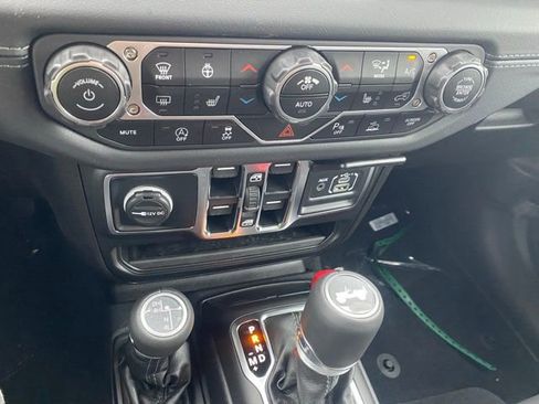 New 2025 Jeep Wrangler Sahara image 21