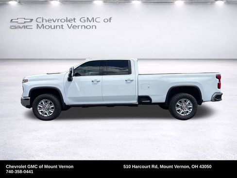 Used 2024 Chevrolet Silverado 3500 LTZ w/ LTZ Texas Edition AWD/4WD image 4
