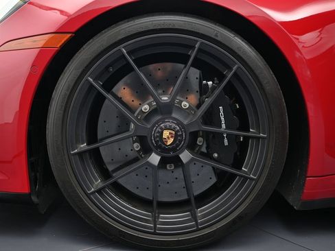 Used 2025 Porsche 911 Carrera 4 GTS AWD/4WD image 42