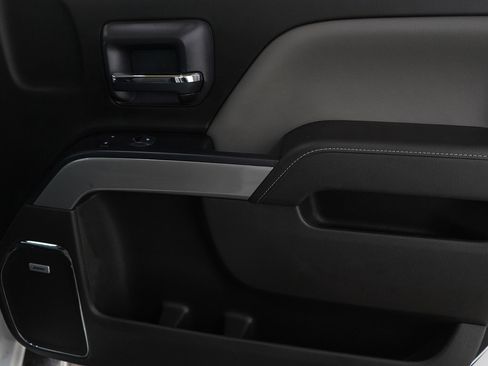 Used 2018 Chevrolet Silverado 1500 LTZ Z71 w/ LTZ Plus Package image 9