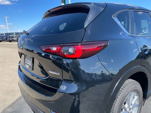Used 2025 MAZDA CX-5 AWD 2.5 S w/ Preferred Package image 28