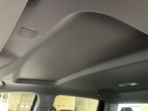 Used 2023 Chevrolet Silverado 1500 LT image 22