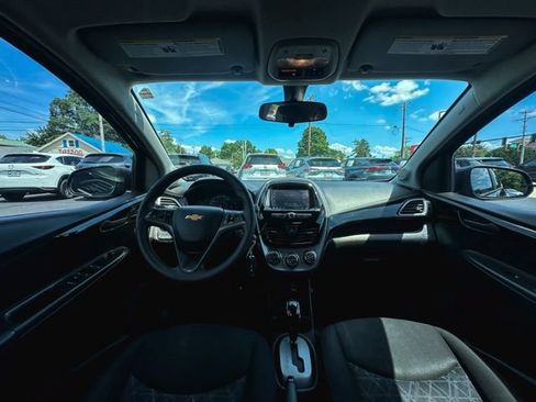 Used 2020 Chevrolet Spark LT FWD image 20