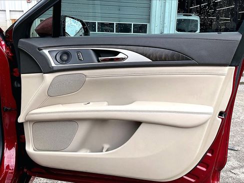 Used 2019 Lincoln MKZ Reserve w/ Reserve Plus Package image 23