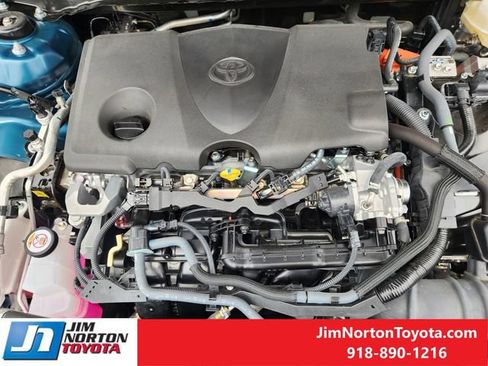 Used 2025 Toyota Camry SE w/ Multimedia Upgrade Package AWD/4WD image 32