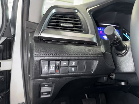 Used 2024 Honda Odyssey EX-L image 21