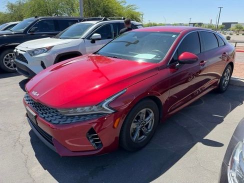 Used 2022 Kia K5 LXS FWD image 2