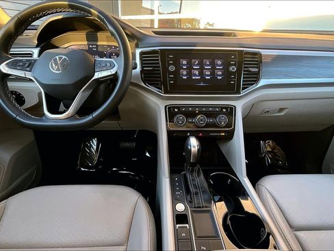 Used 2022 Volkswagen Atlas SE image 15