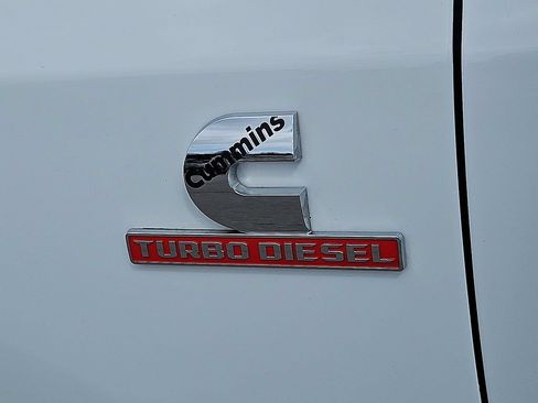 Used 2024 RAM 3500 Big Horn AWD/4WD image 15