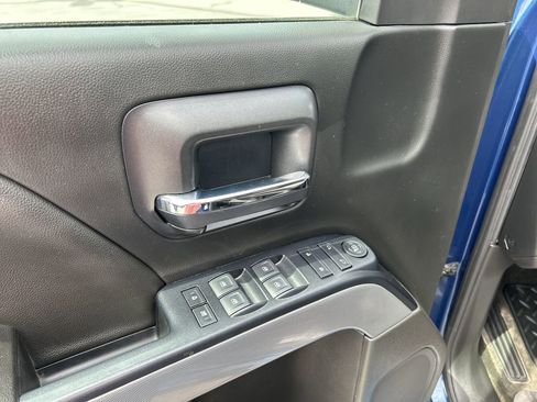 Used 2018 Chevrolet Silverado 1500 LT w/ All Star Edition AWD/4WD image 20