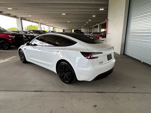 Used 2025 Tesla Model 3 Long Range RWD image 3