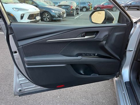 Used 2025 Toyota Camry LE image 20