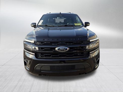Certified 2023 Ford Expedition Limited AWD/4WD image 2