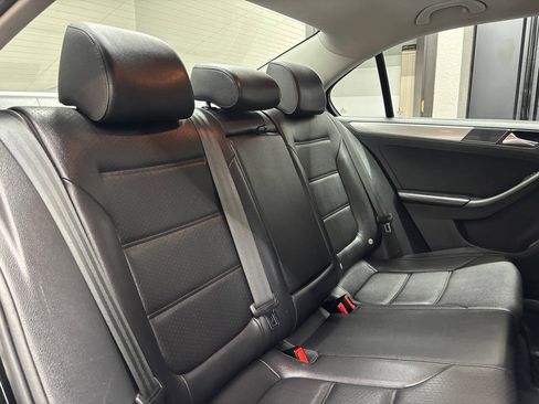 Used 2015 Volkswagen Jetta SE FWD image 21