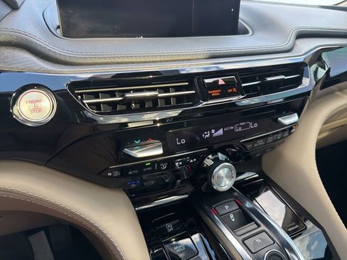 Used 2022 Acura MDX SH-AWD w/ Advance Package image 35