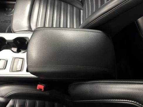 Used 2024 Ford Edge SEL image 19